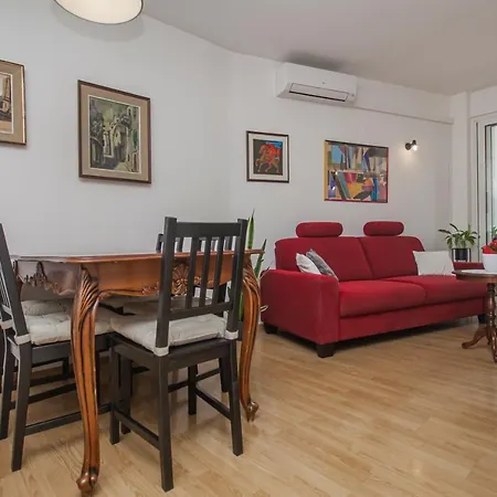 Apartment La Maison Central Split