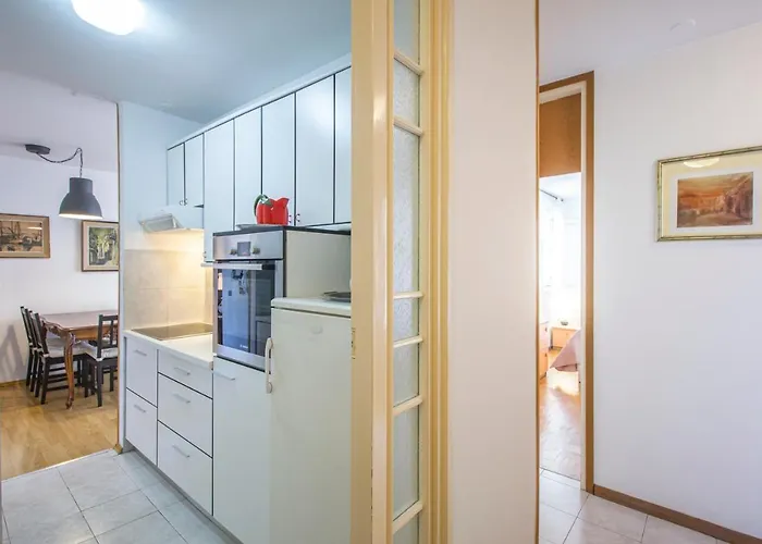 La Maison Central Apartment *