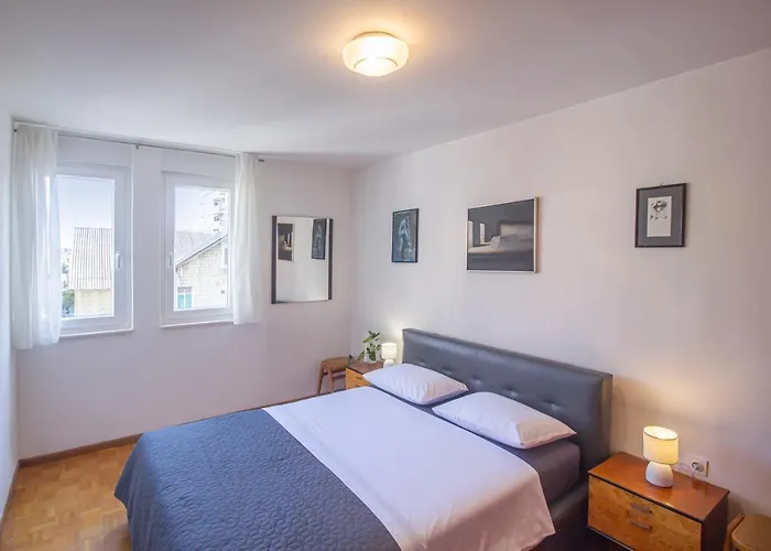 La Maison Central Apartment *